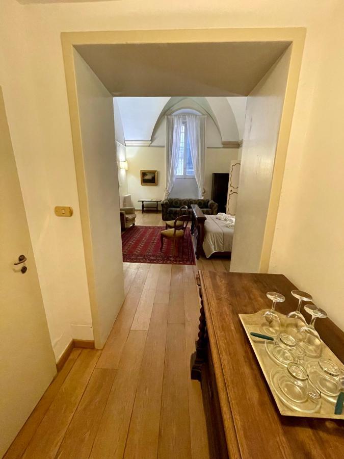 4 Balconi Rooms- Dimora Arditi B&B レッチェ エクステリア 写真