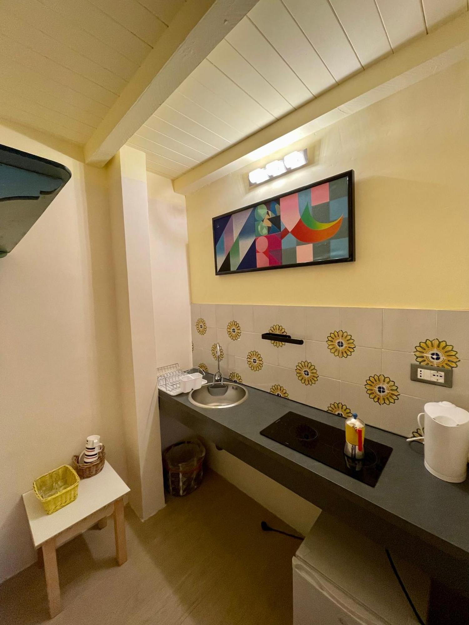 4 Balconi Rooms- Dimora Arditi B&B レッチェ エクステリア 写真